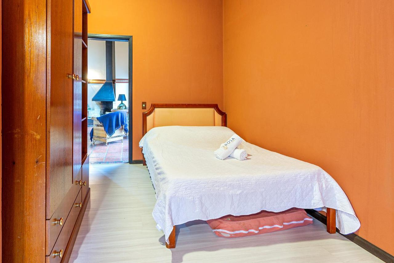 Rosa Apartamento Centro Pedras Brancas *