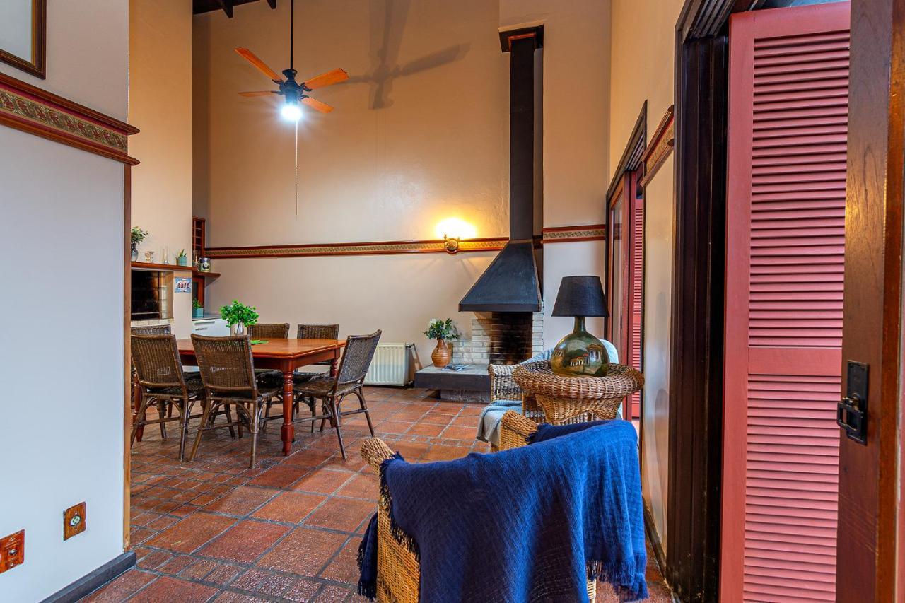 Apartamento Rosa Apartamento Centro Pedras Brancas *